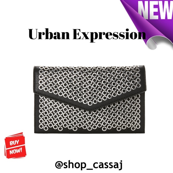 Urban Expressions Handbags - 🎉🎊💝SALE💝🎊🎉 Urban Expression Ozzy Clutch